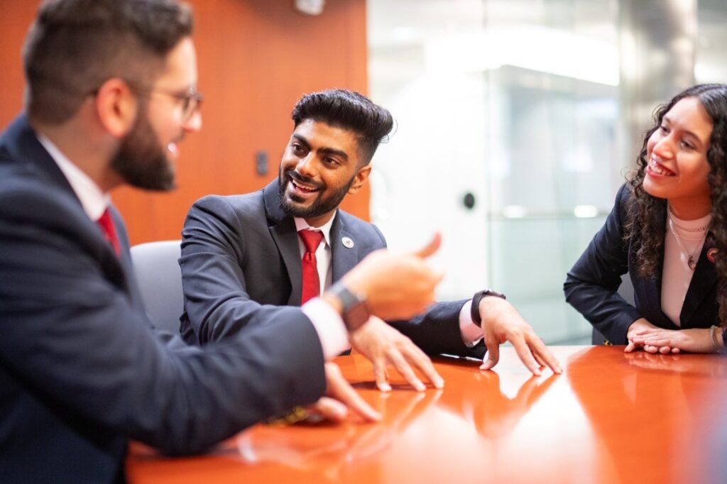 Navigating U.S. Business Lending: A Guide for Foreign Entrepreneurs Seeking Funding in the USA Navigating U.S. Business Lending: A Guide for Foreign Entrepreneurs Seeking Funding in the USA